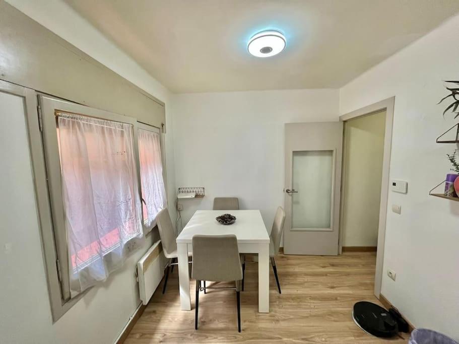 Magnifico En El Centro De Apartment Puigcerda